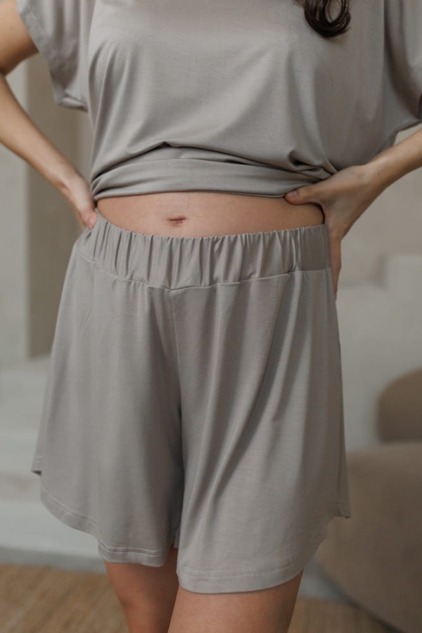 Krótkie spodenki ciążowe