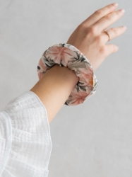 Muślinowa gumka do włosów scrunchie BLOOM